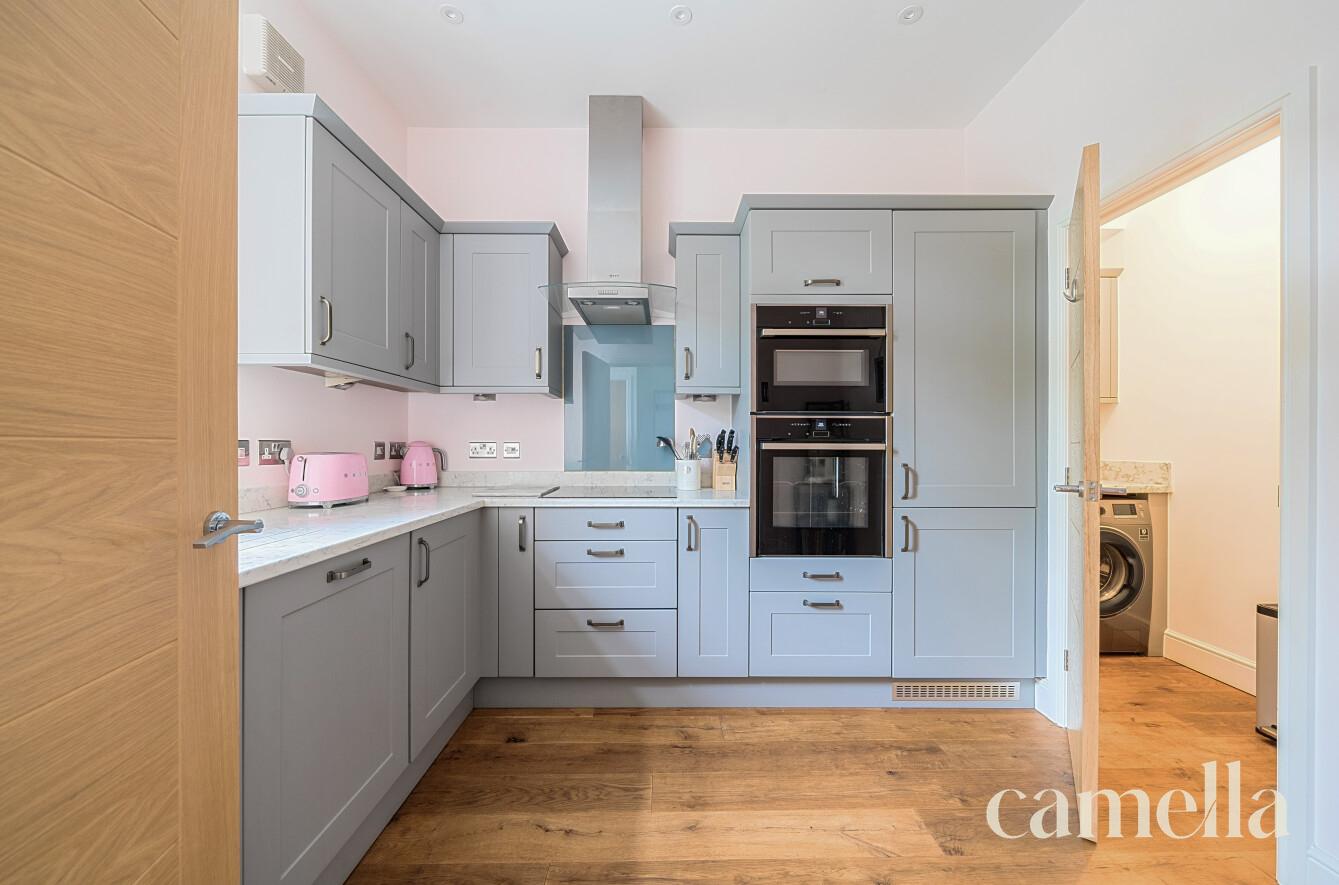 5 Heather Rise, BA1